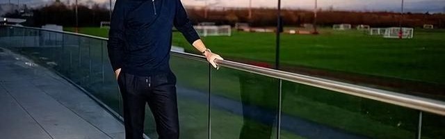 弗爵爷力荐+更衣室力挺，卡里克时隔5年再次“救火”曼联|索尔斯克亚|米堡|弗格森|主帅|教练_新浪体育_新浪新闻