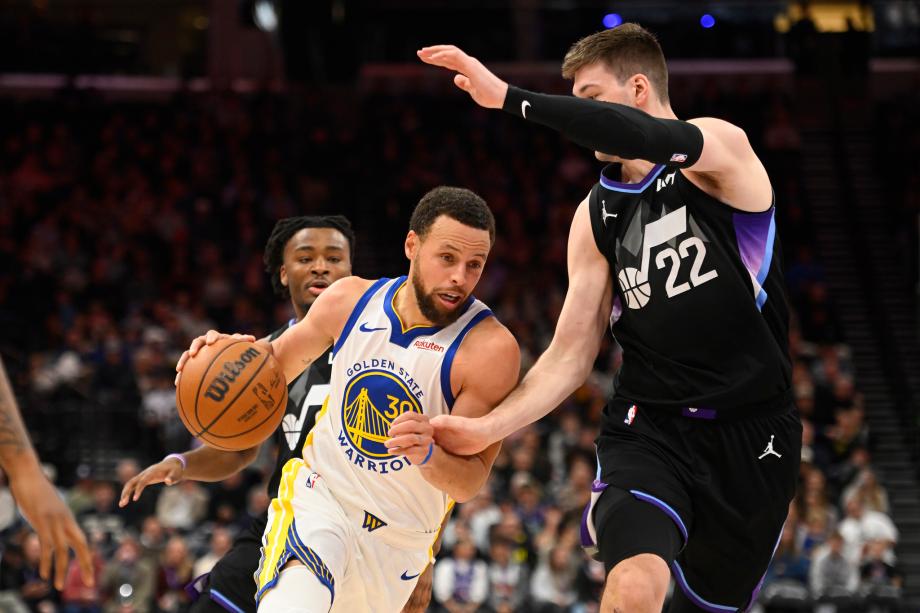 [图]库里27分 勇士八人得分上双送爵士四连败